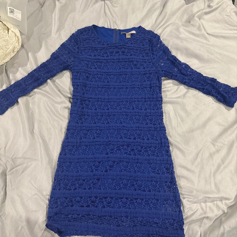 Long sleeve lace dress